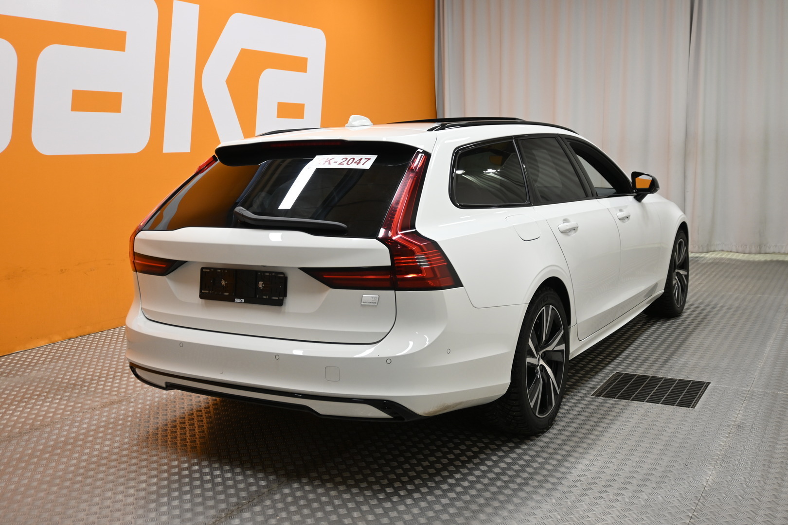 VOLVO V90 2022