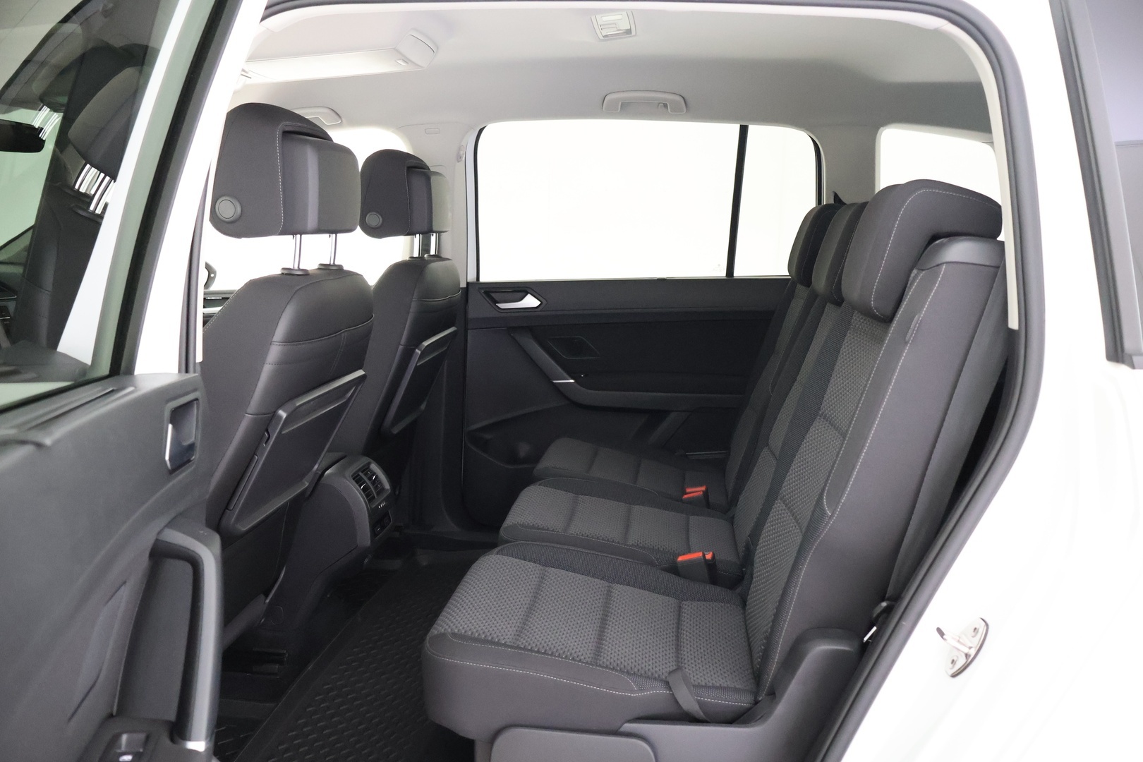 VOLKSWAGEN Touran 2017