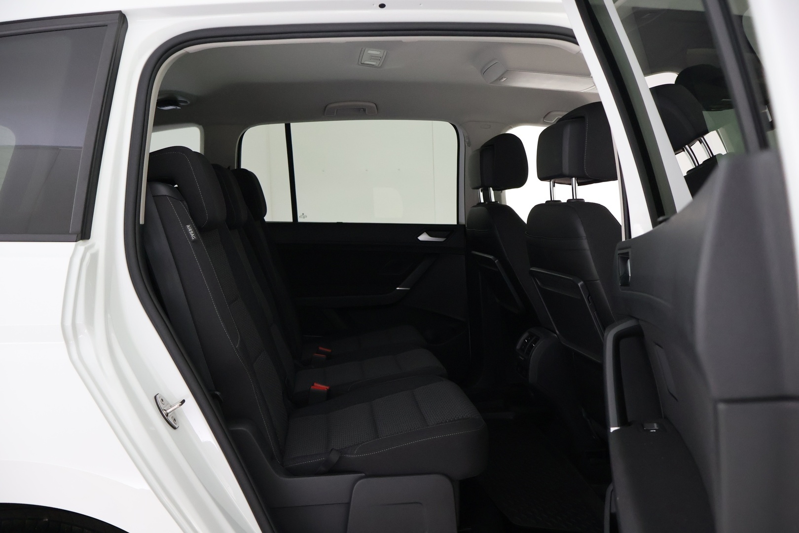 VOLKSWAGEN Touran 2017