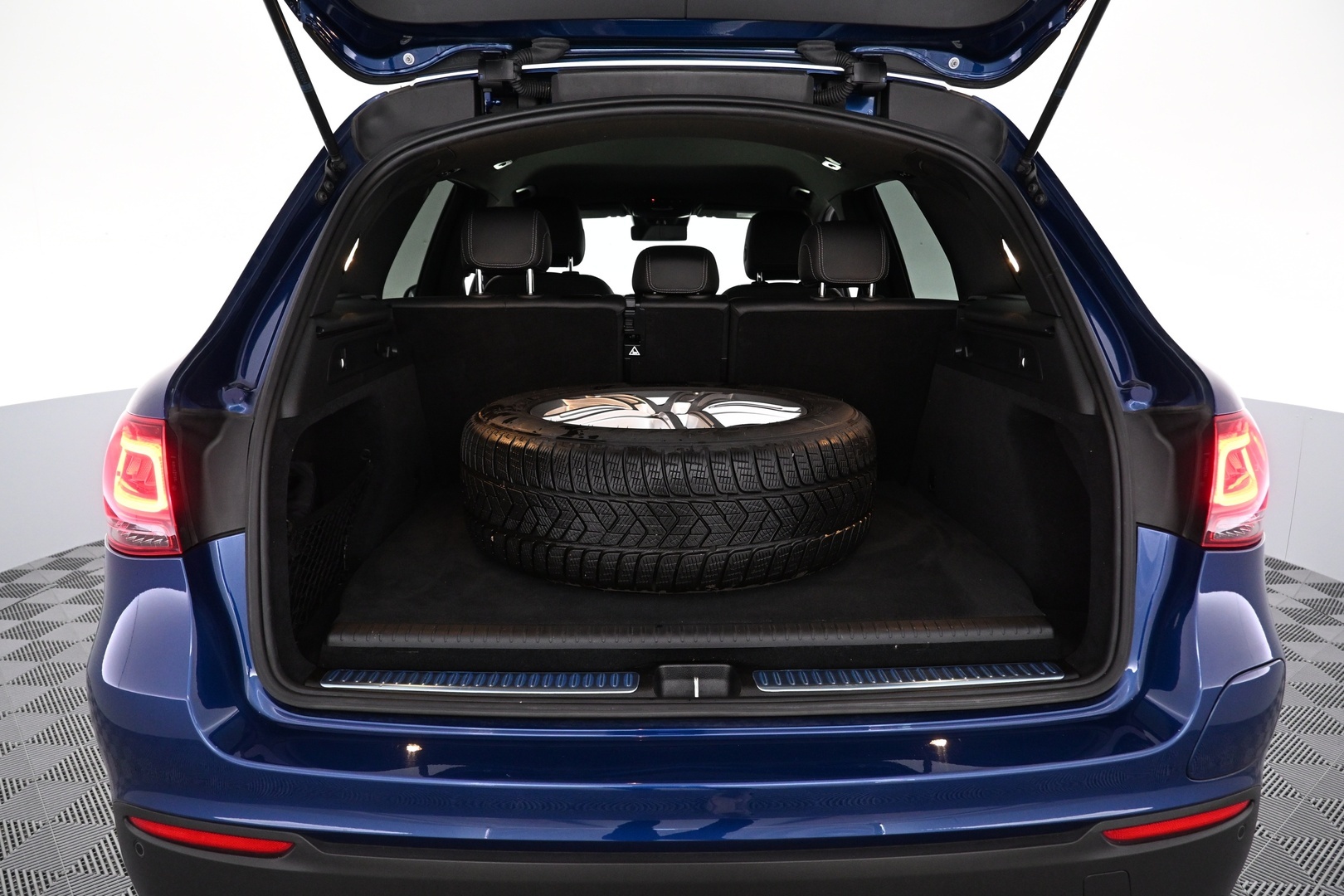 MERCEDES-BENZ GLC 2021