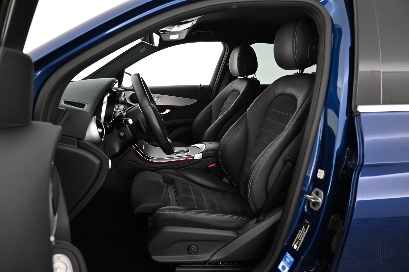 MERCEDES-BENZ GLC 2021