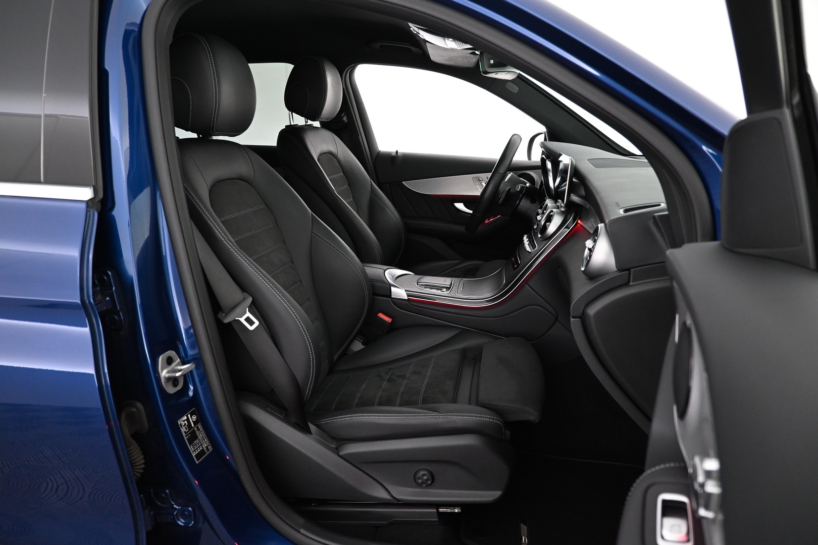 MERCEDES-BENZ GLC 2021