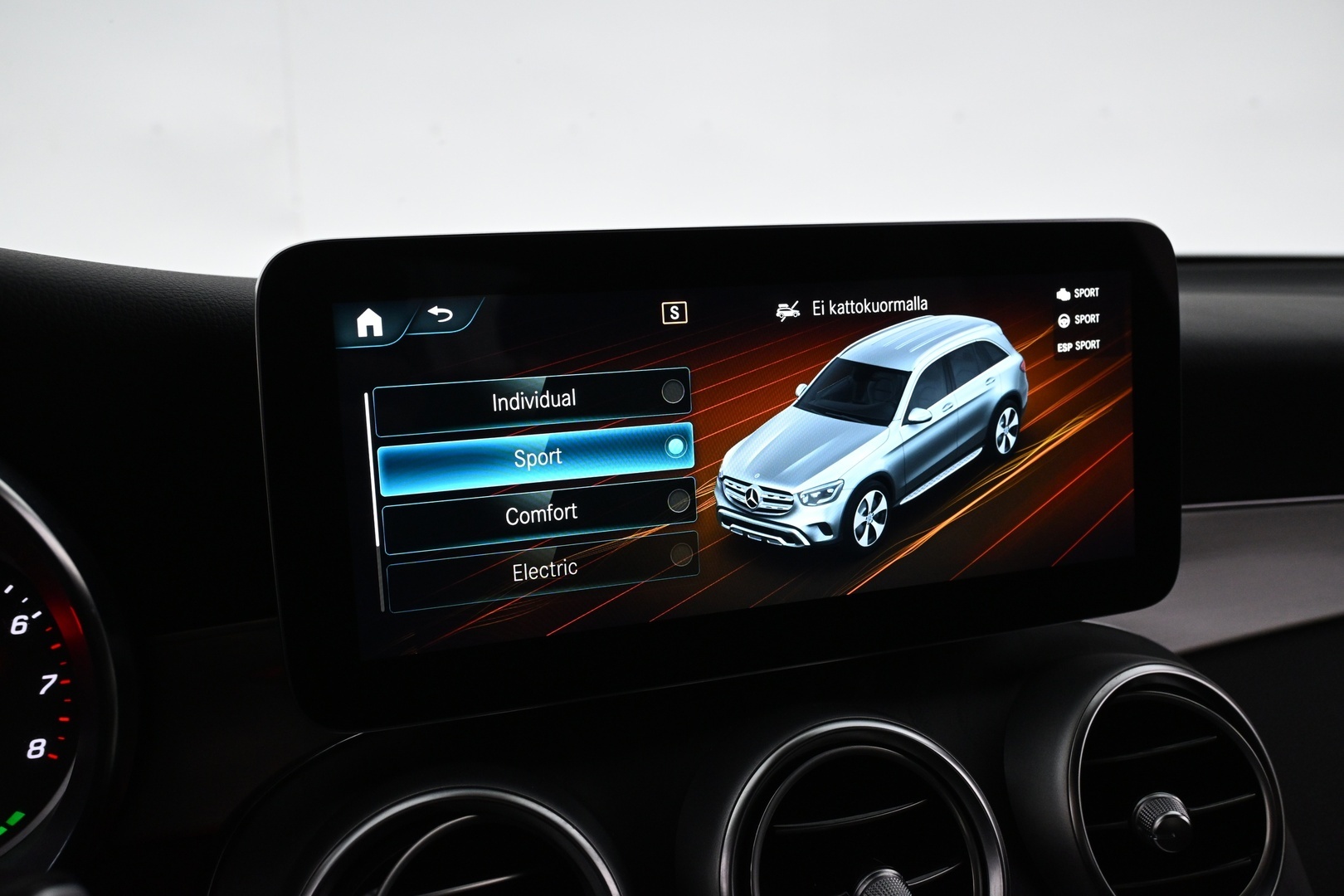 MERCEDES-BENZ GLC 2021