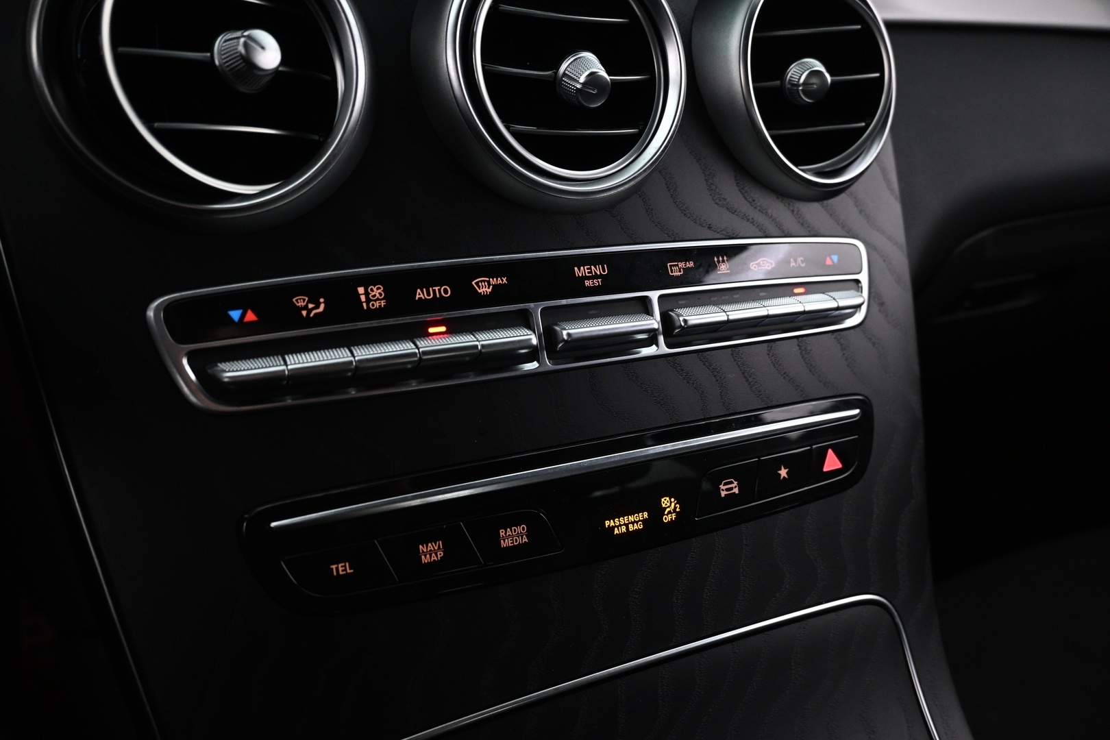 MERCEDES-BENZ GLC 2021