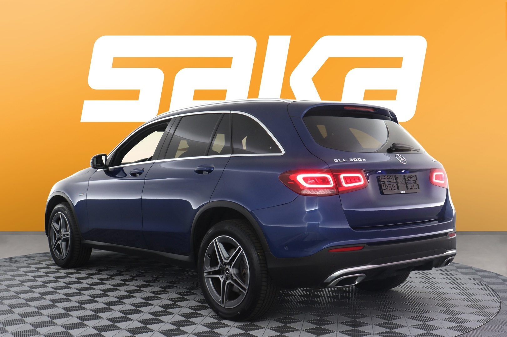 MERCEDES-BENZ GLC 2021