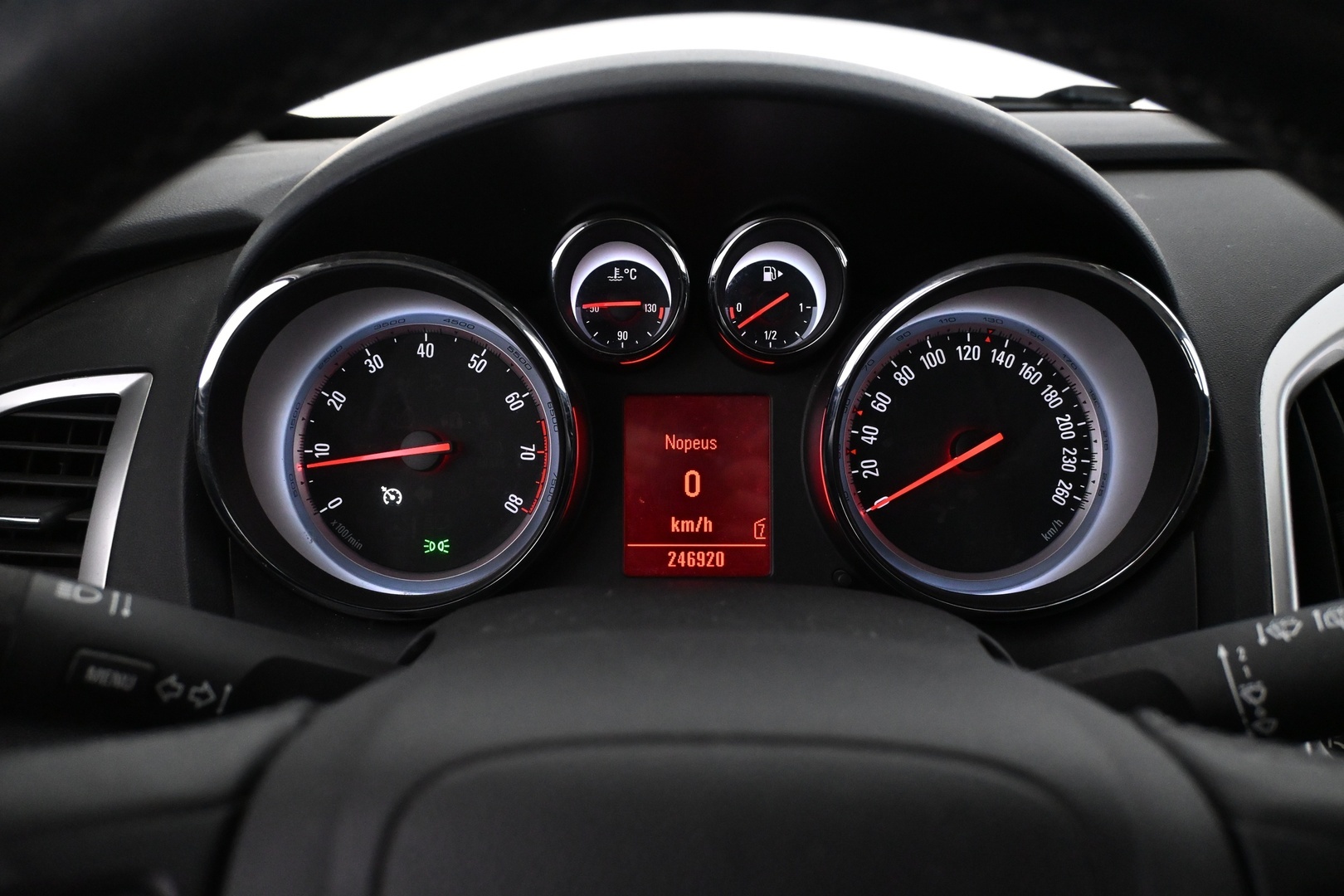 OPEL Astra 2011