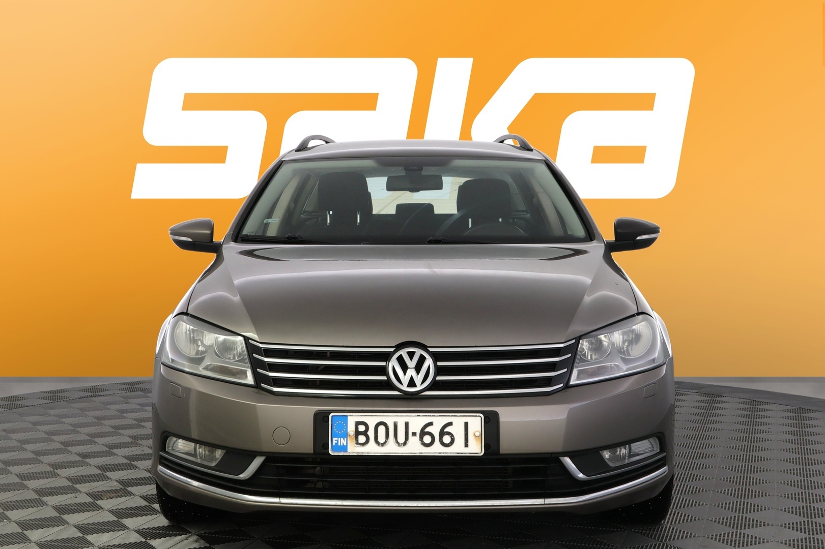 VOLKSWAGEN Passat 2011