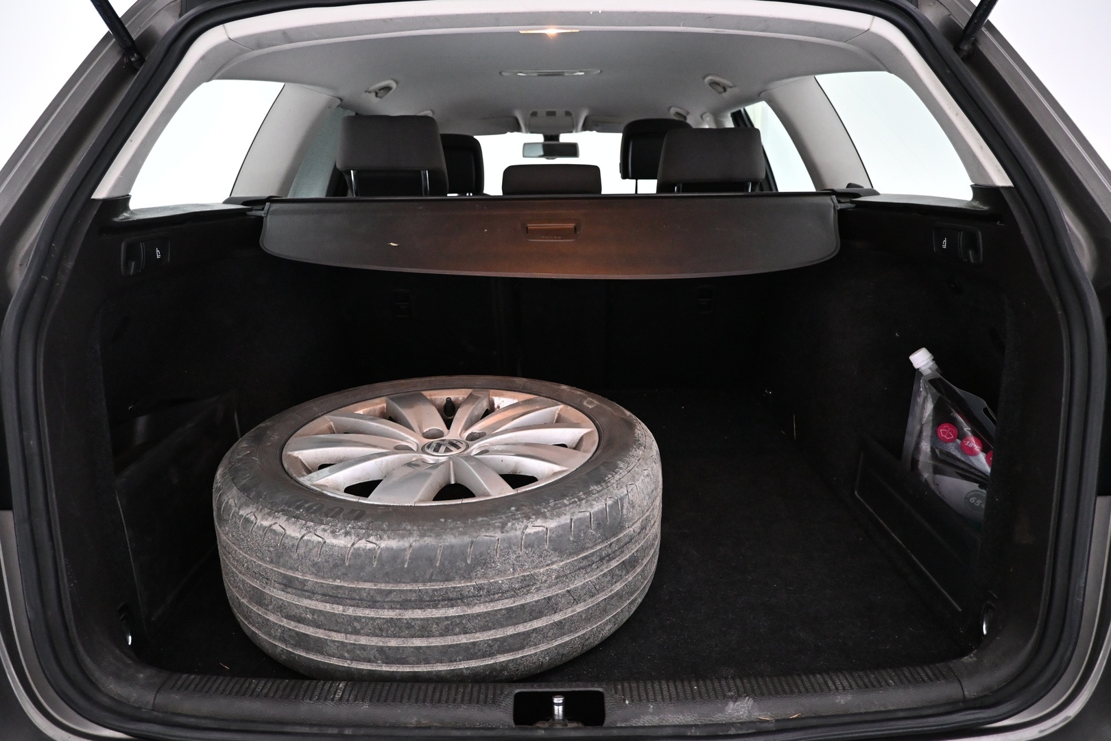 VOLKSWAGEN Passat 2011