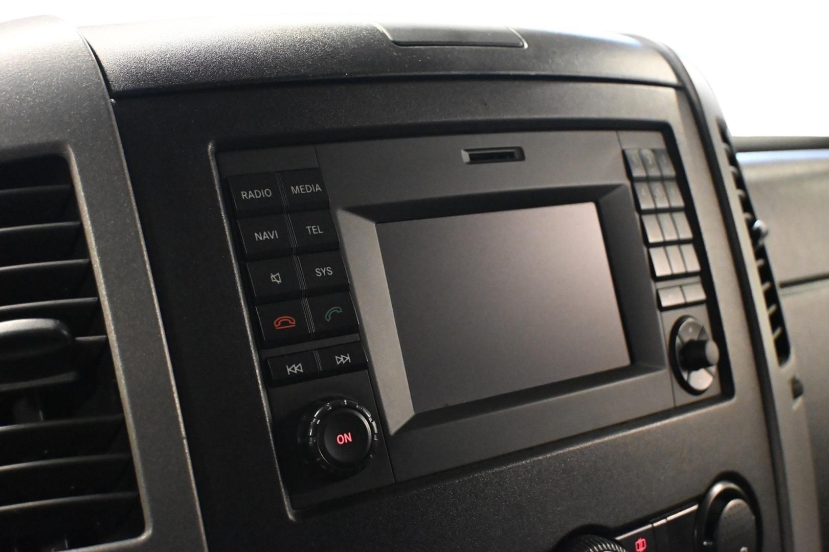 VOLKSWAGEN Crafter 2015