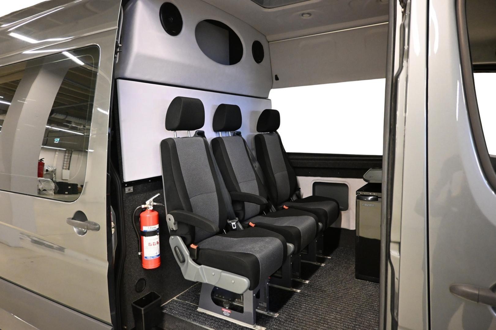 VOLKSWAGEN Crafter 2015