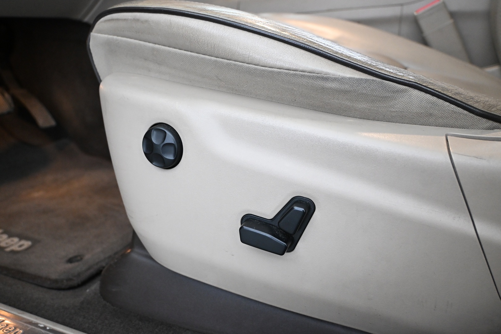 JEEP Grand Cherokee 2012