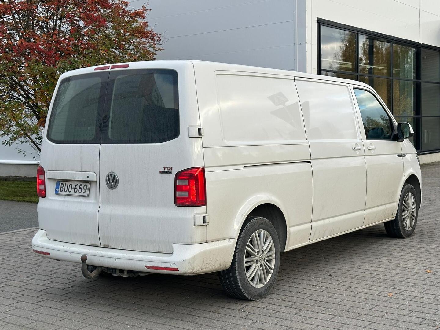 VOLKSWAGEN Transporter 2017