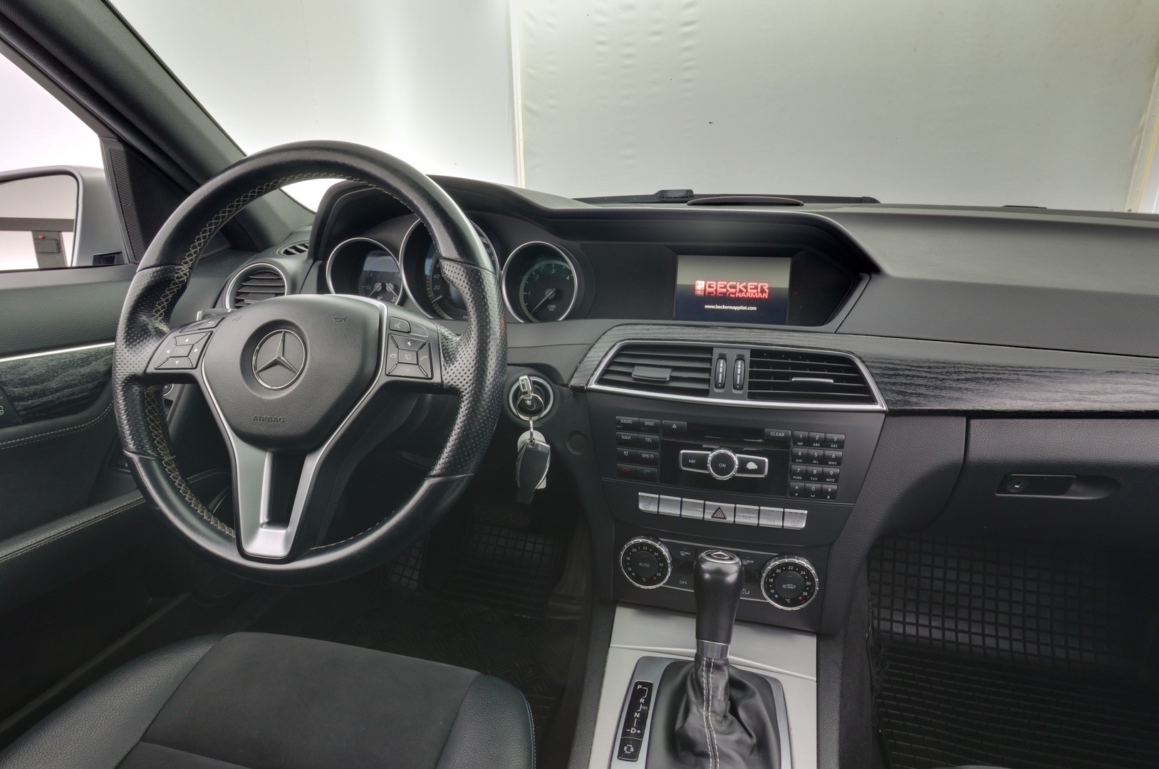 MERCEDES-BENZ C 2014