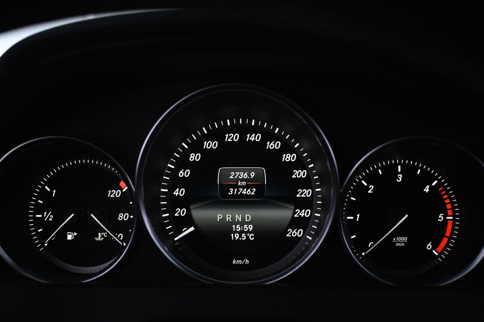 MERCEDES-BENZ C 2014
