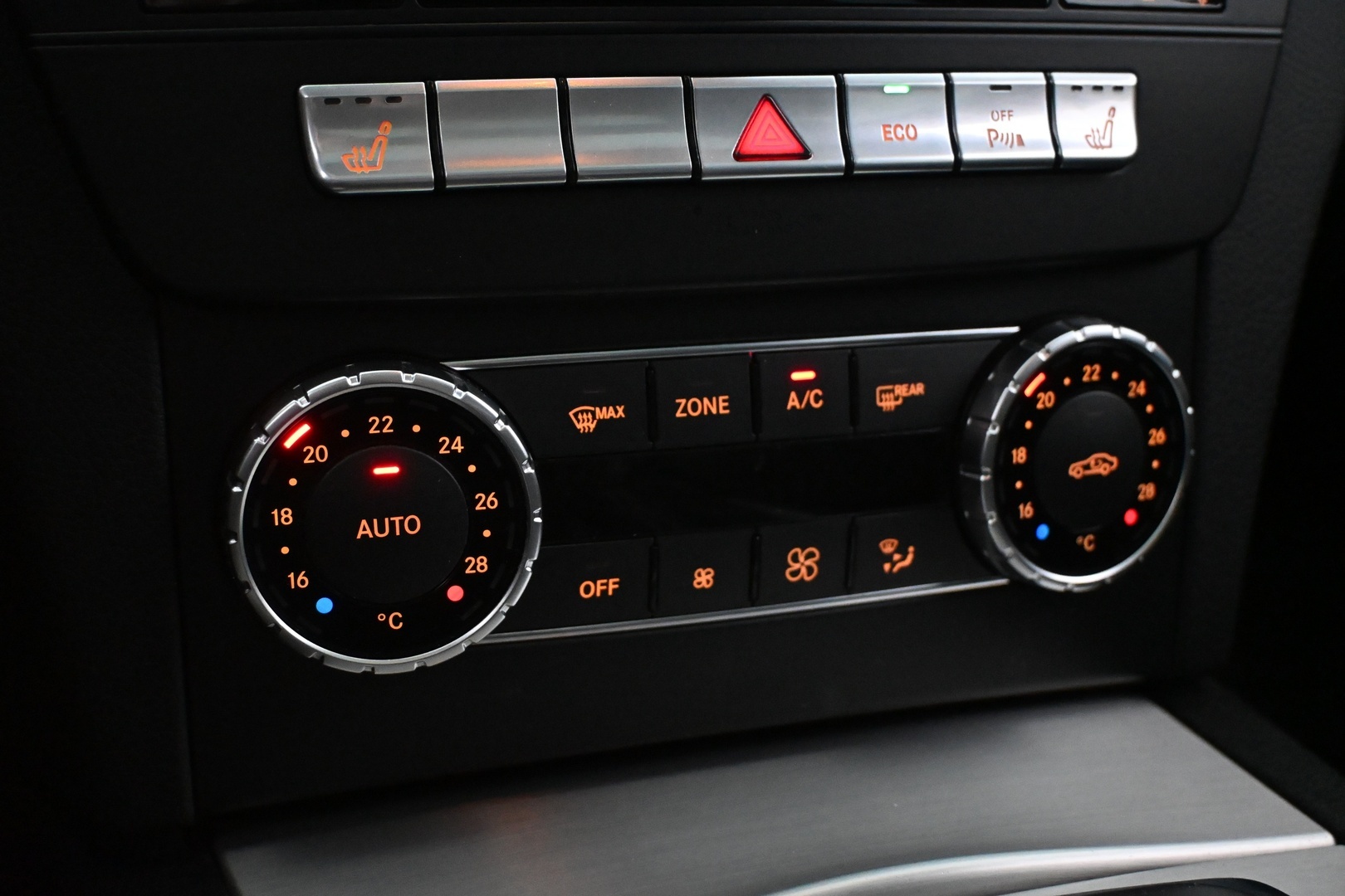 MERCEDES-BENZ C 2014