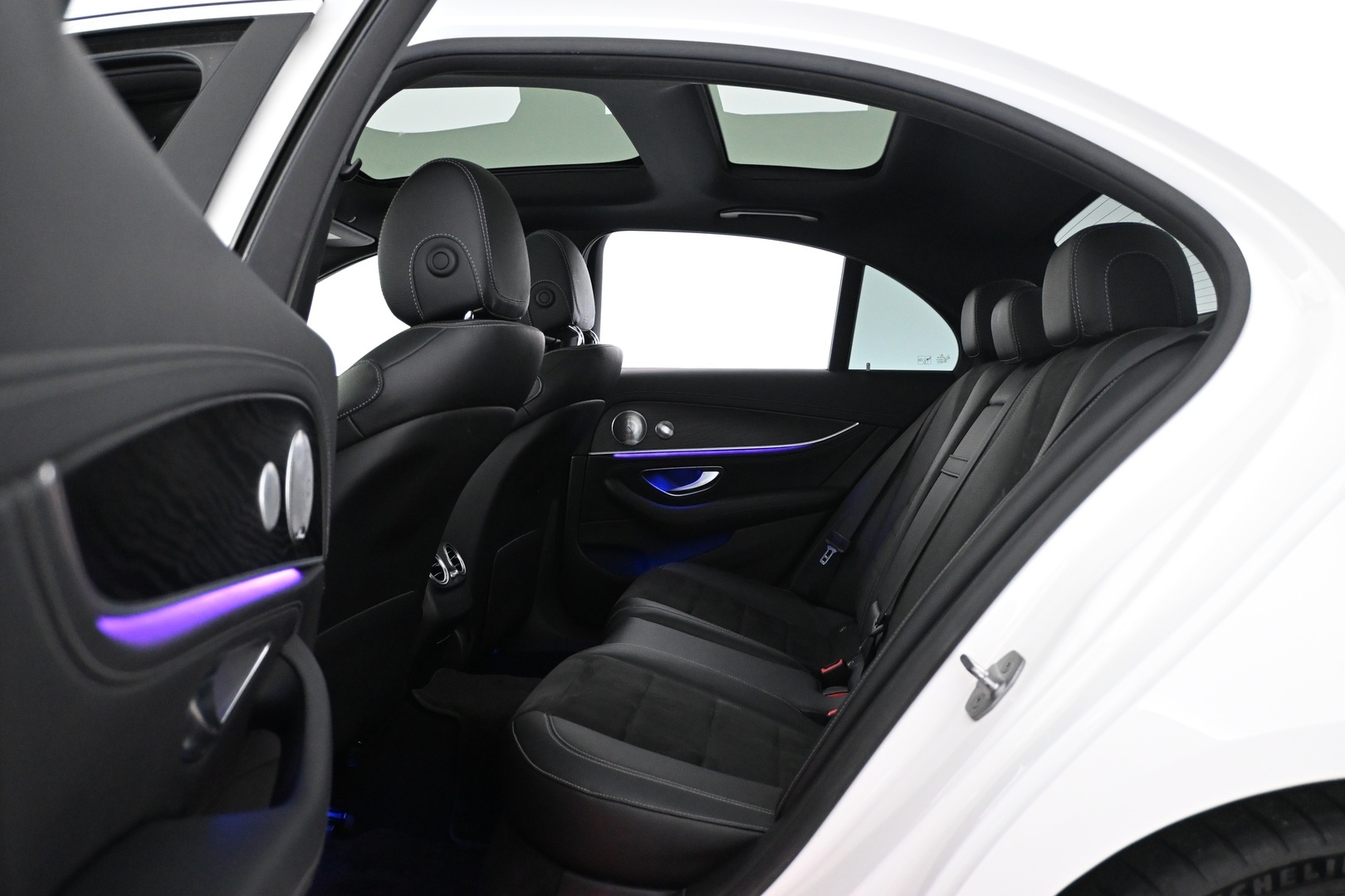 MERCEDES-BENZ E 2018