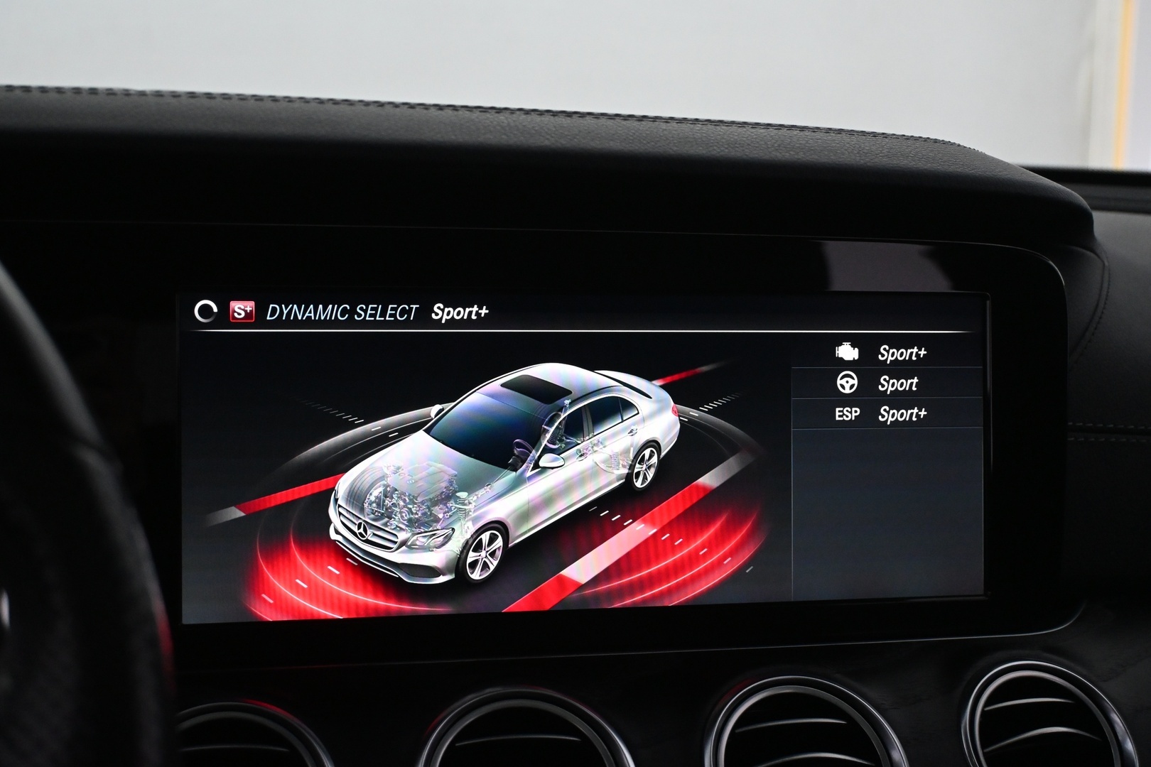 MERCEDES-BENZ E 2018