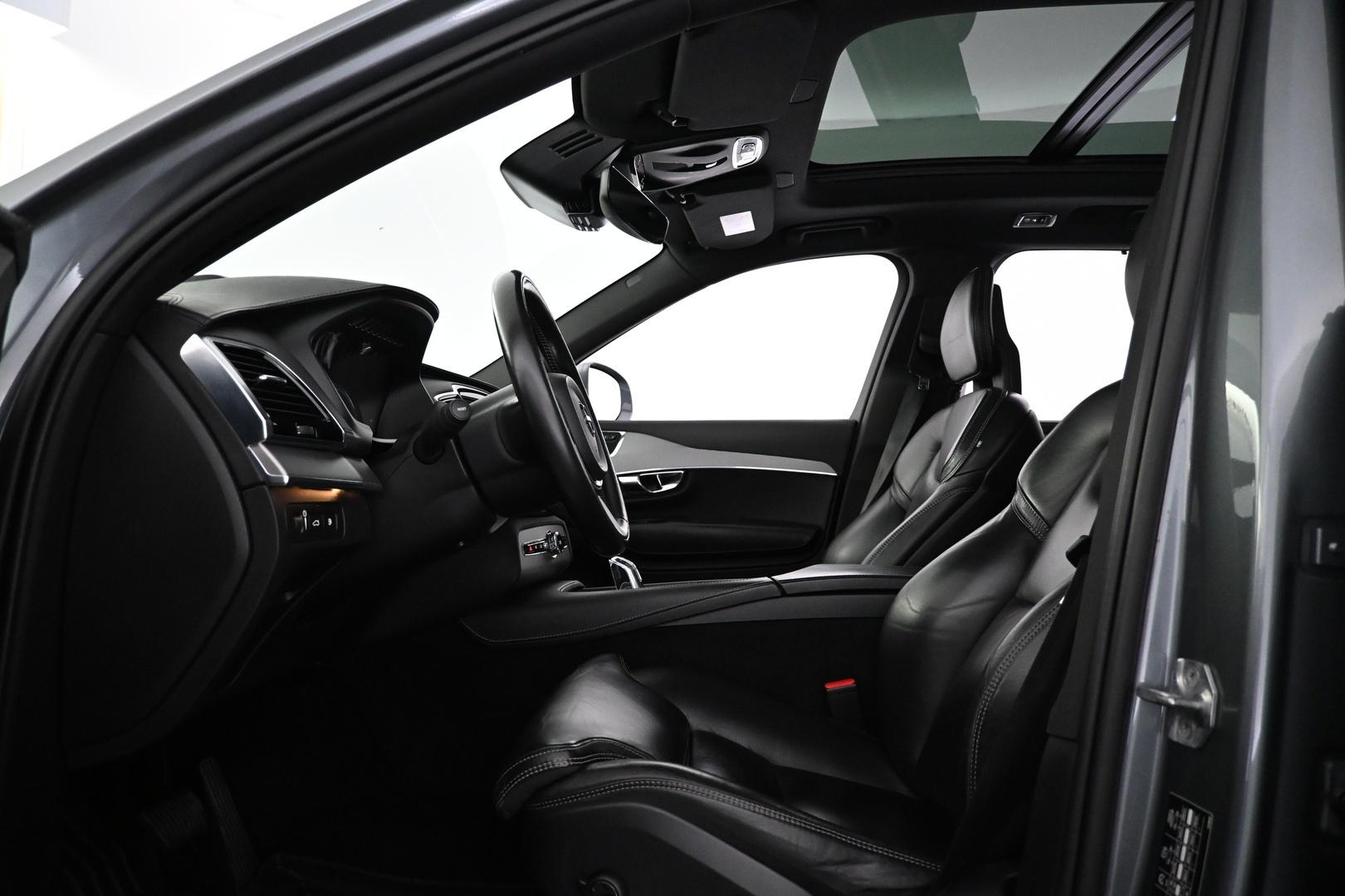 VOLVO XC90 2016