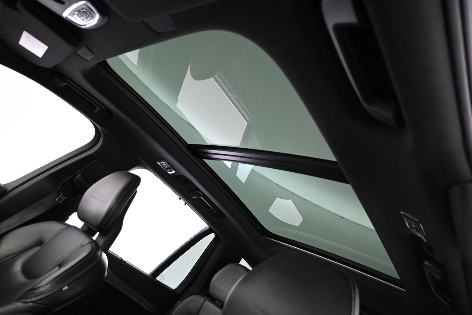 VOLVO XC90 2016