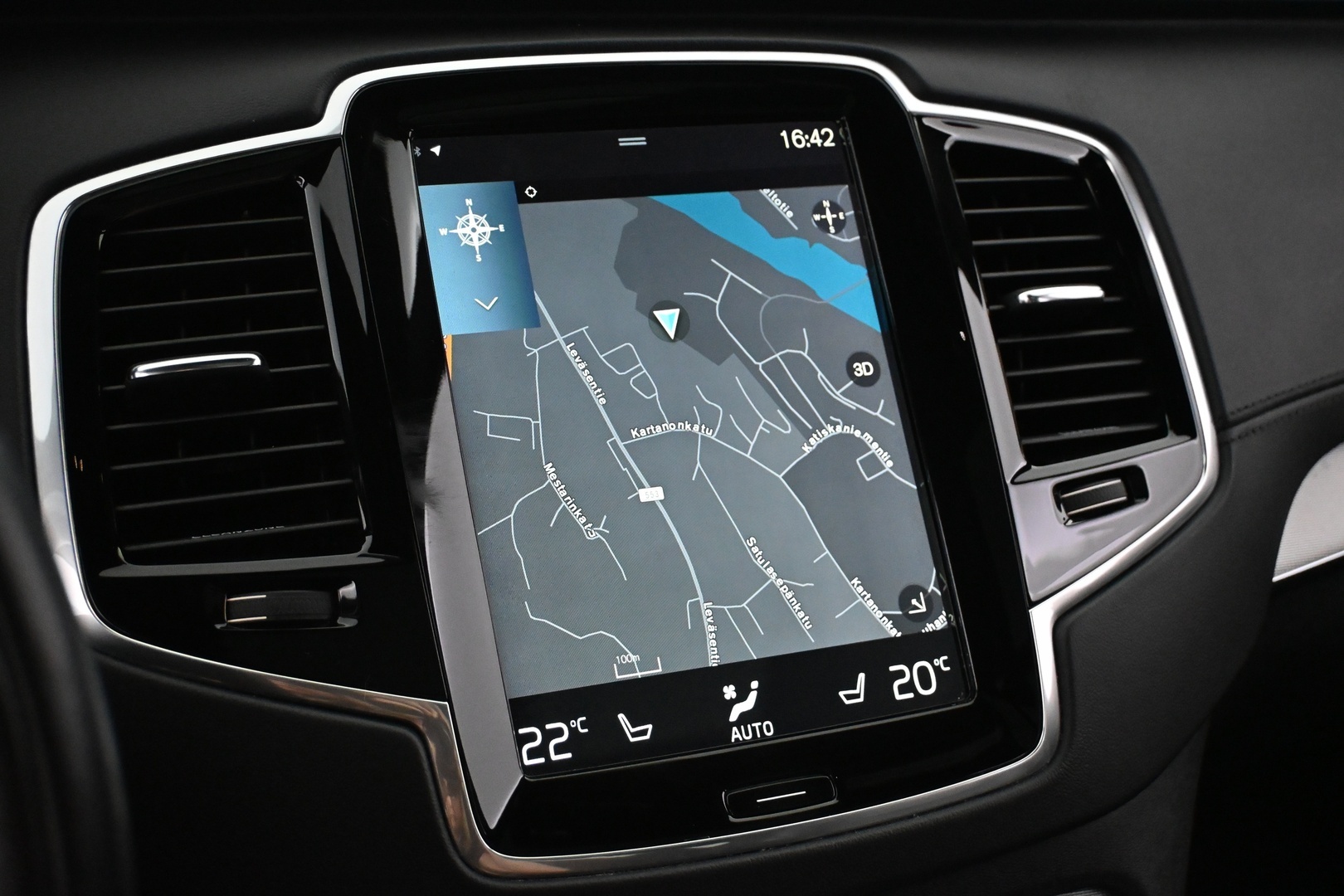 VOLVO XC90 2016