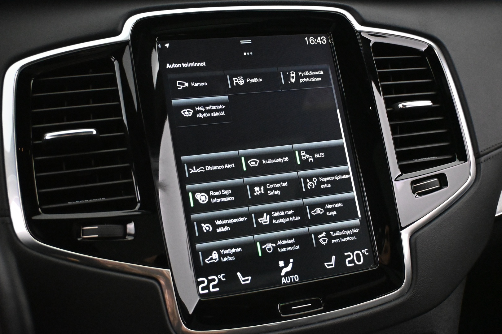 VOLVO XC90 2016