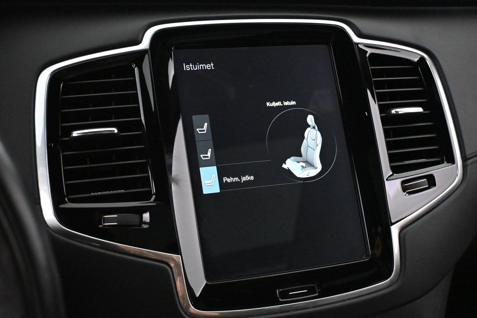 VOLVO XC90 2016