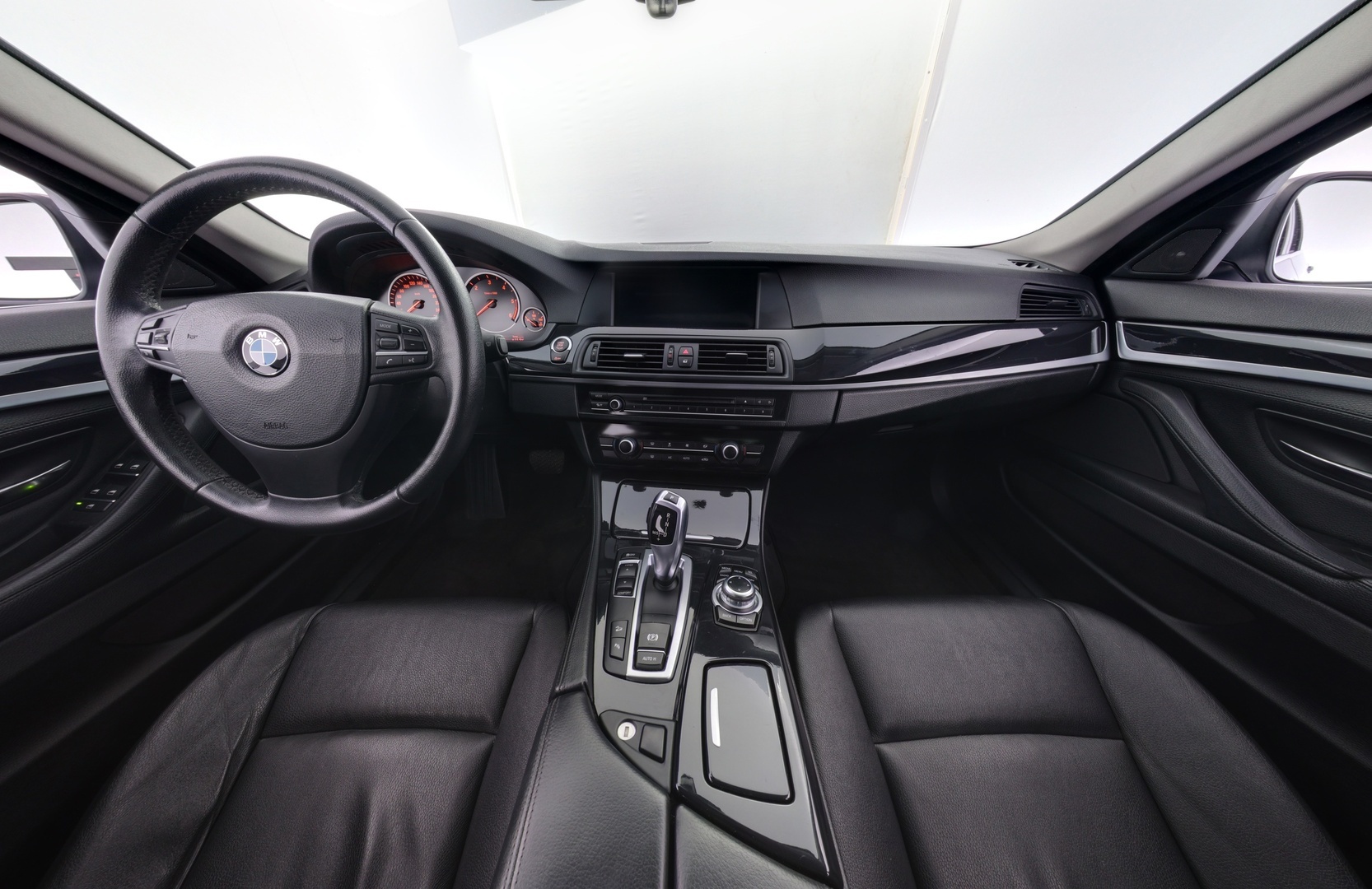 BMW 525 2013