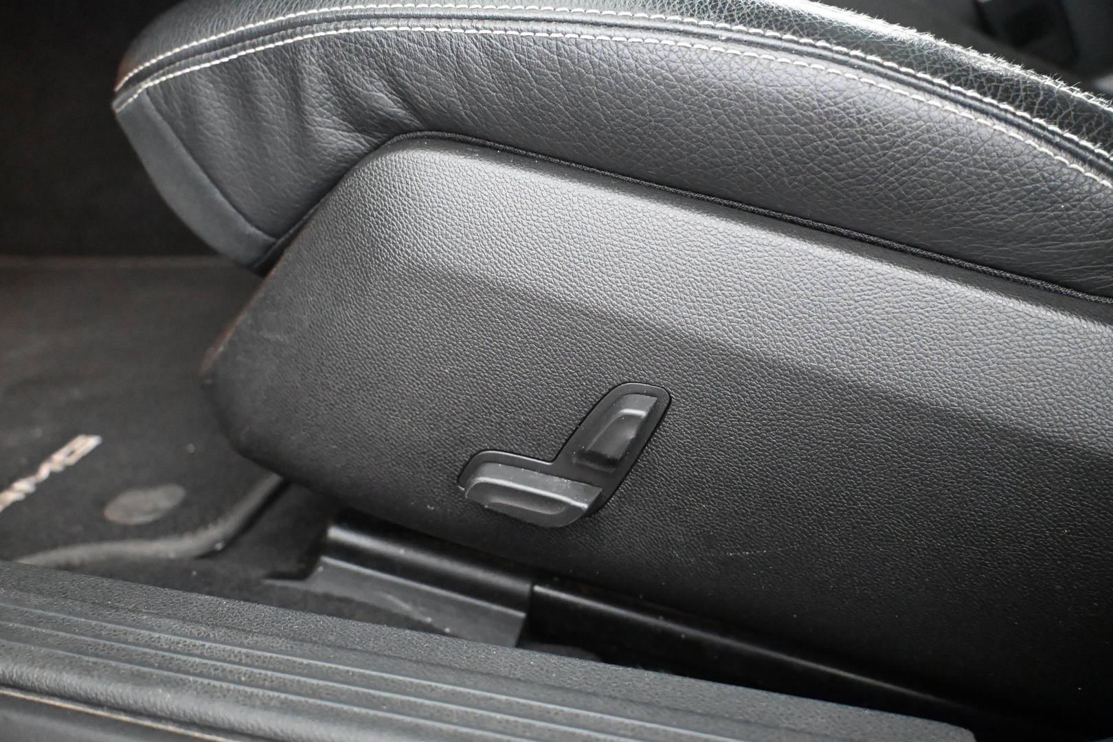 MERCEDES-BENZ CLS 2012