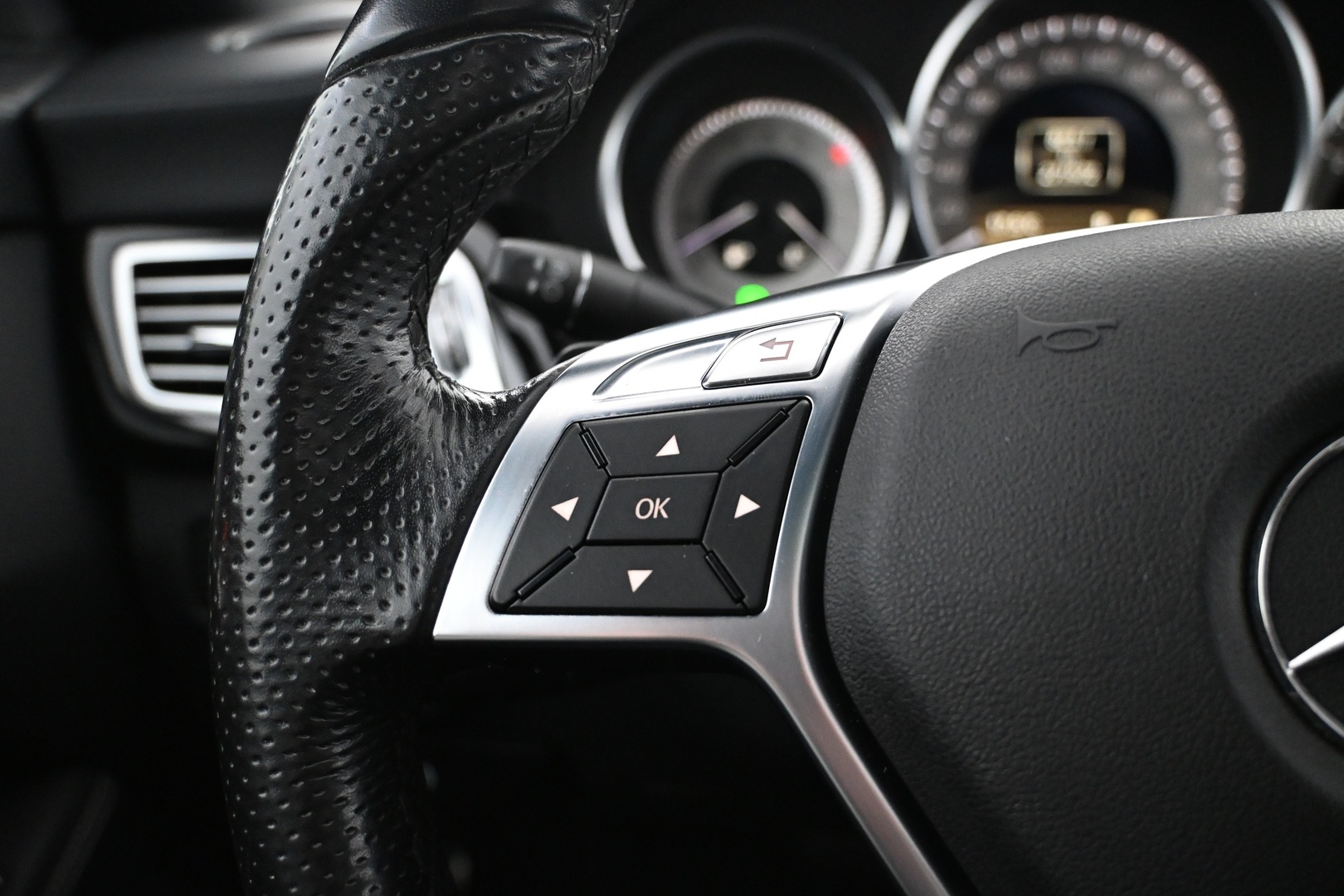 MERCEDES-BENZ CLS 2012