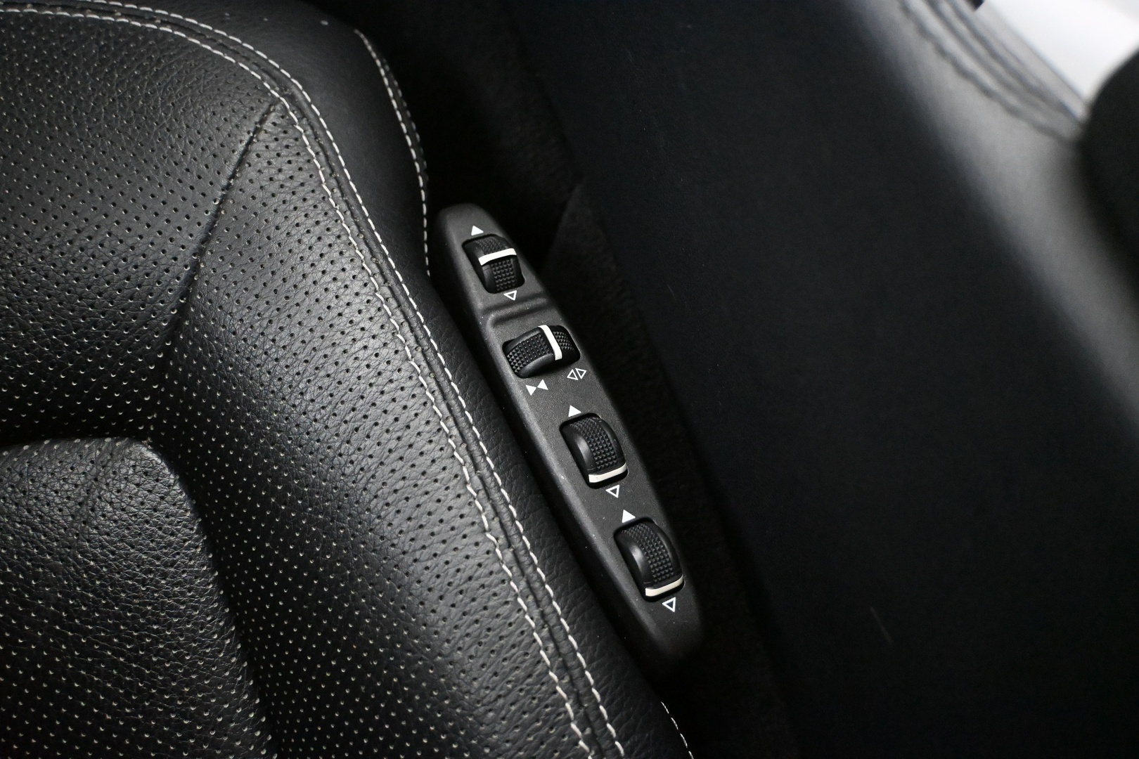 MERCEDES-BENZ CLS 2012