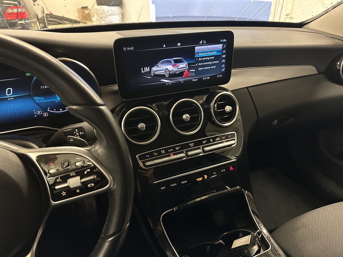 MERCEDES-BENZ C 2021