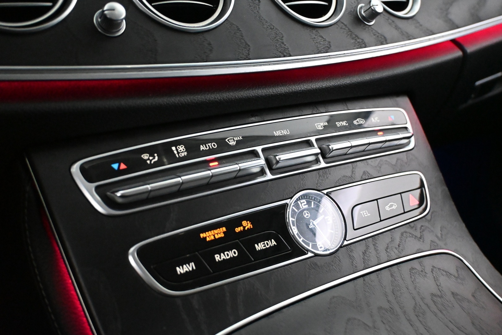 MERCEDES-BENZ E 2018