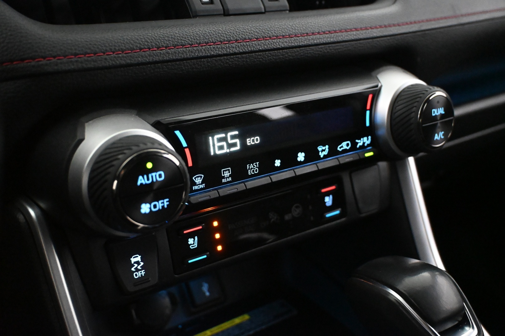 TOYOTA RAV4 Plug-in 2021