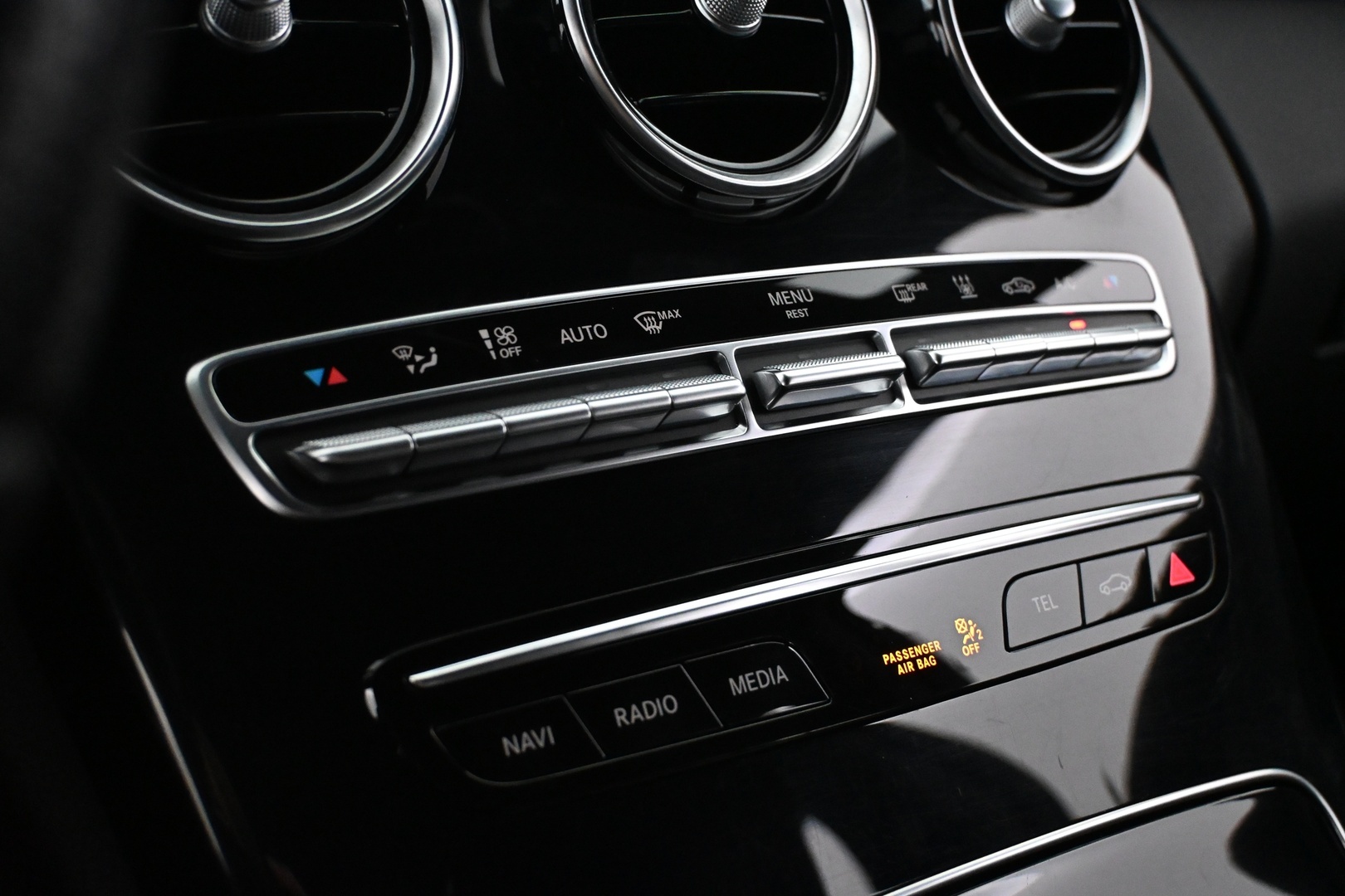 MERCEDES-BENZ C 2021