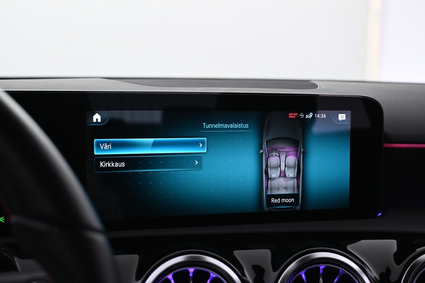 MERCEDES-BENZ A 2022