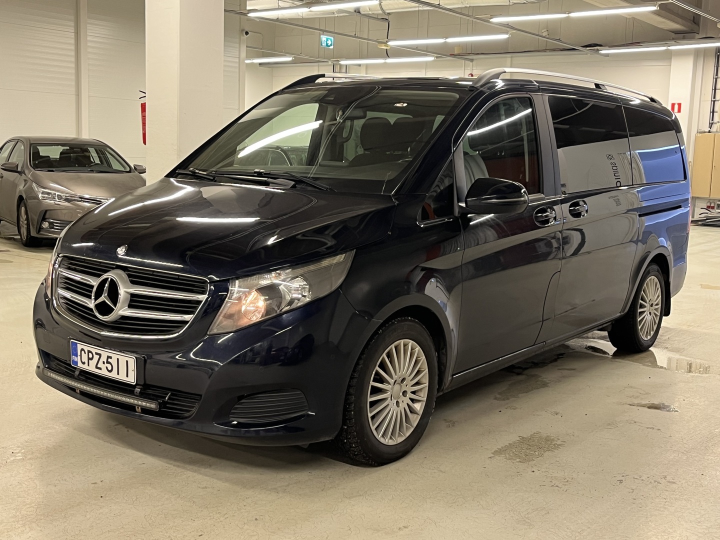 MERCEDES-BENZ V 2017