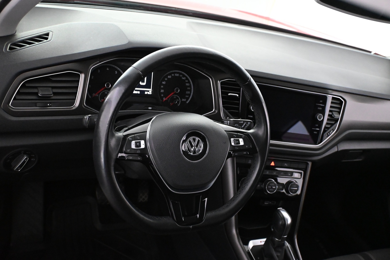VOLKSWAGEN T-Roc 2018