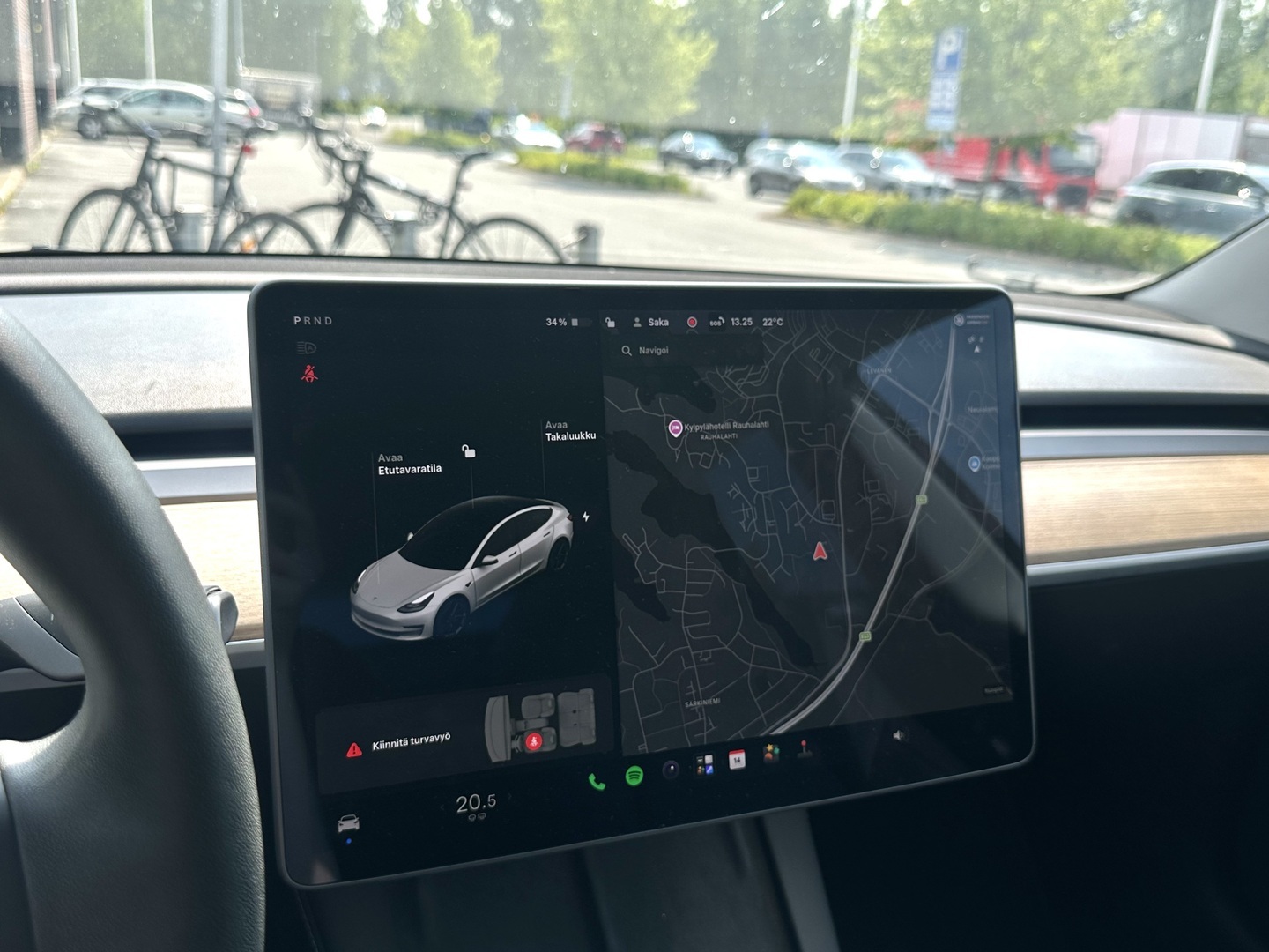 TESLA Model 3 2021