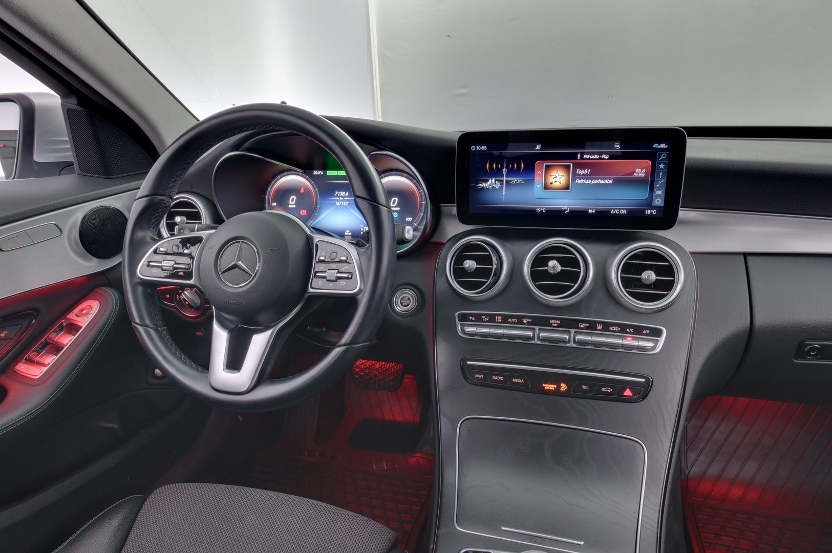 MERCEDES-BENZ C 2021