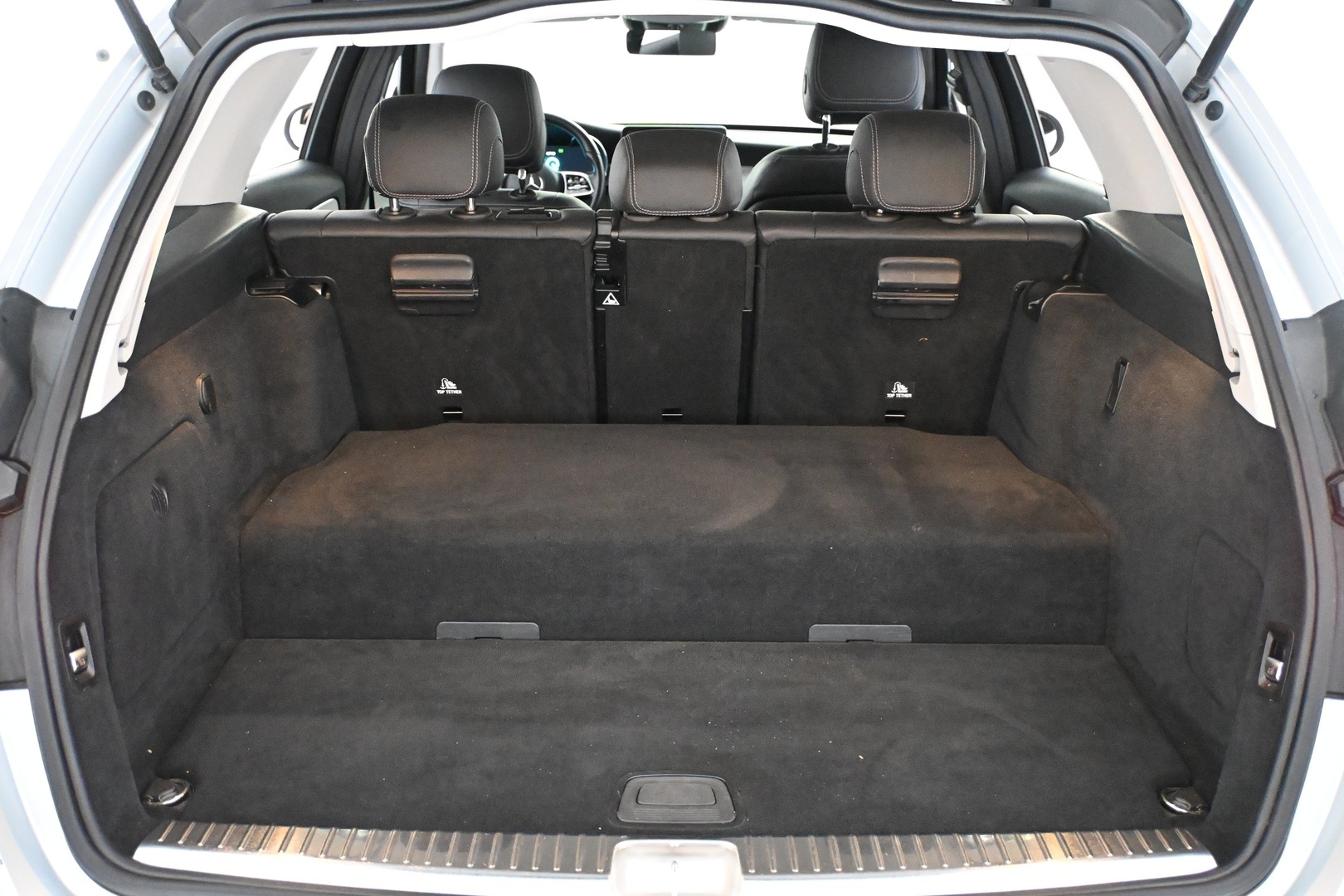 MERCEDES-BENZ C 2021