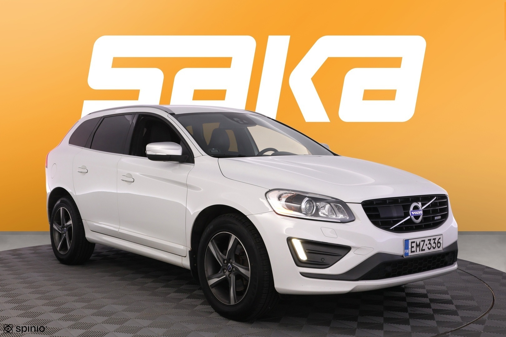 VOLVO XC60 2015