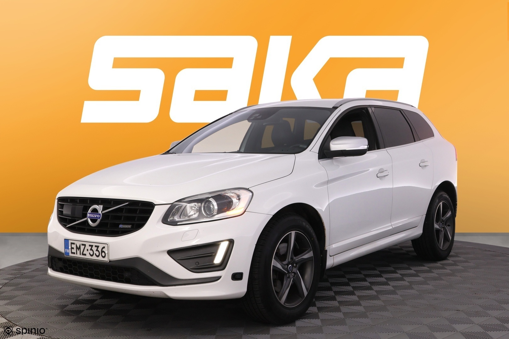 VOLVO XC60 2015