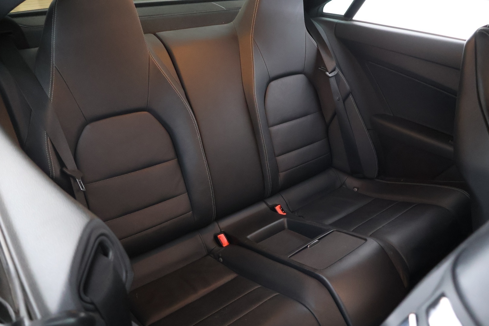 MERCEDES-BENZ E 2010