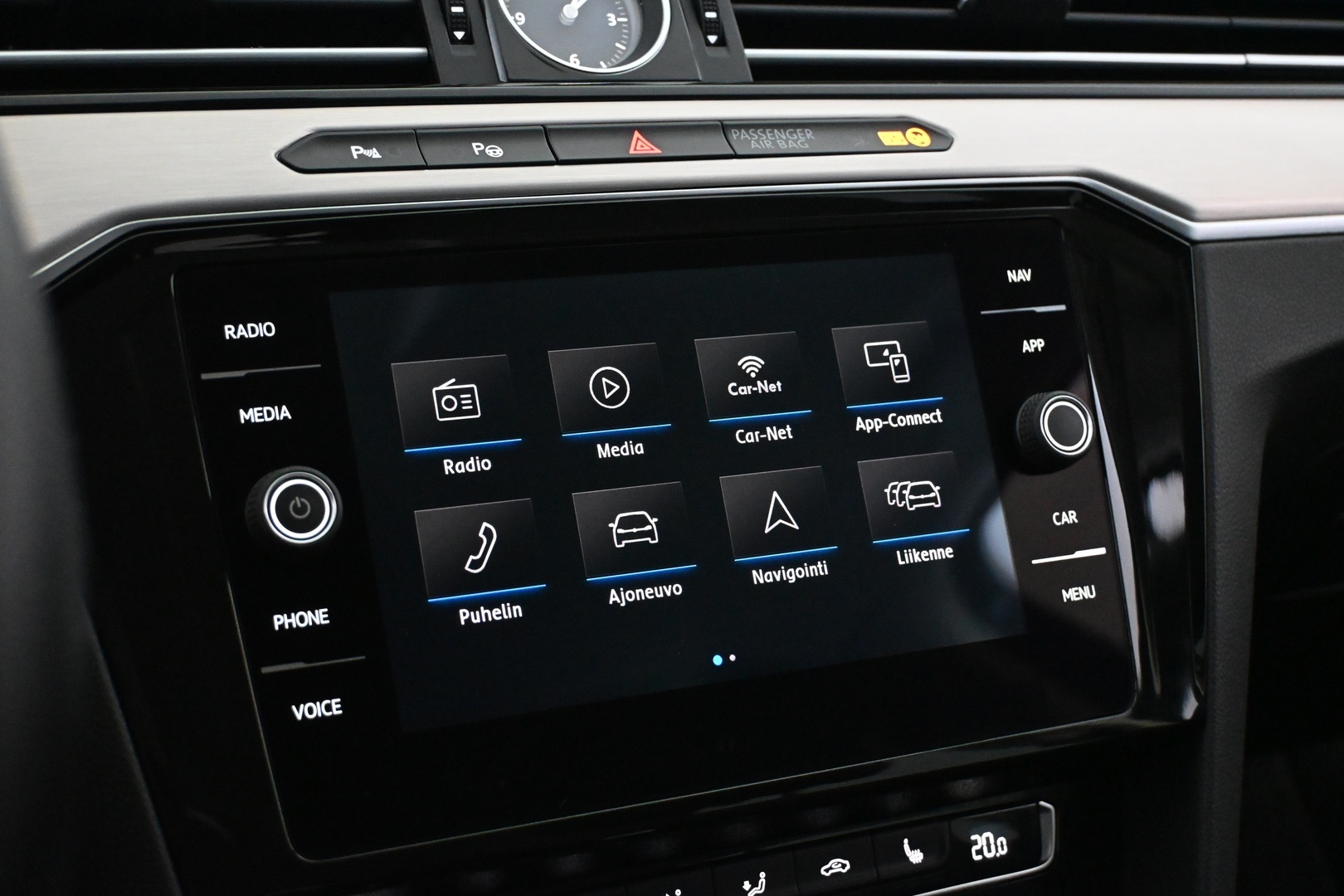 VOLKSWAGEN Passat 2018