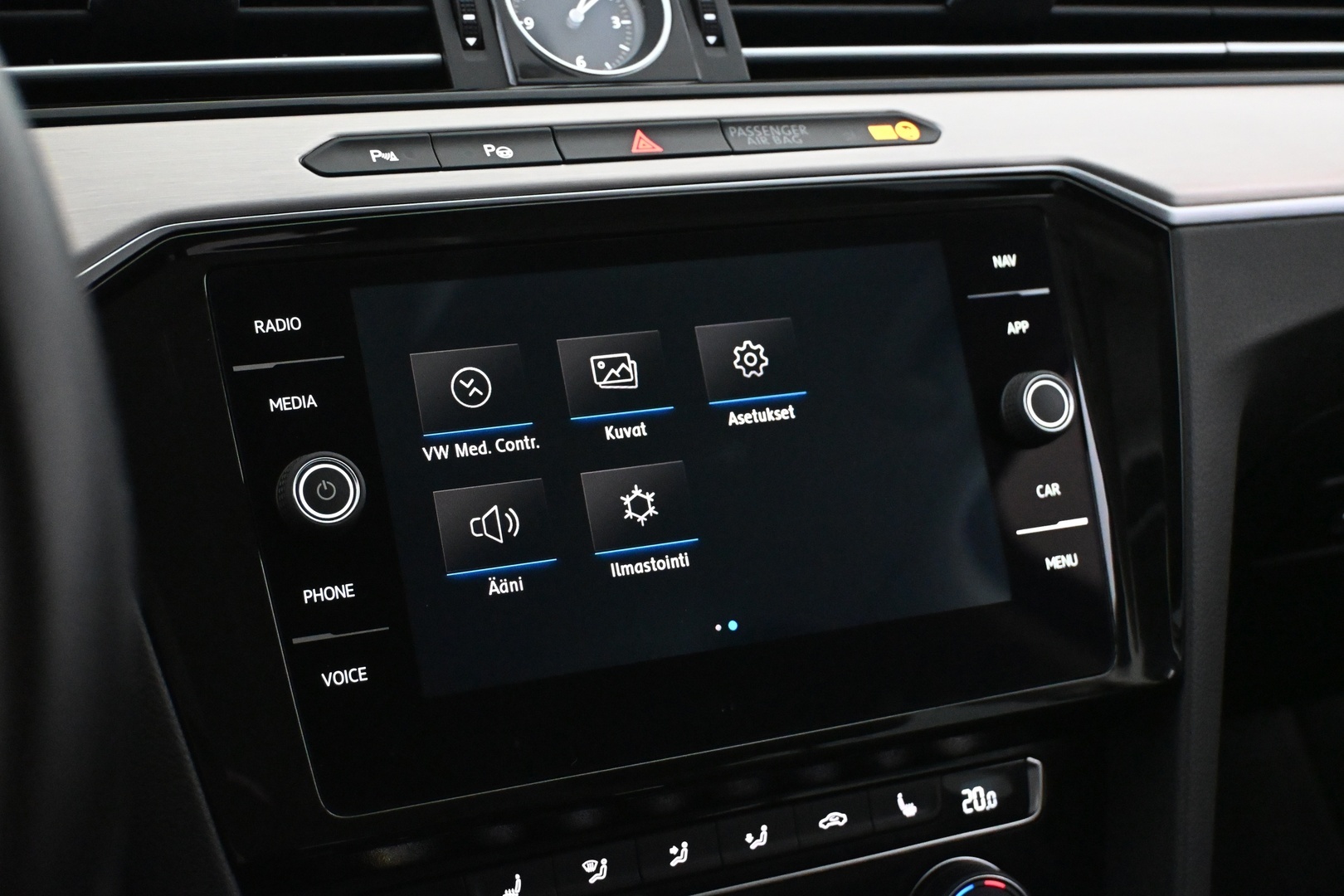 VOLKSWAGEN Passat 2018