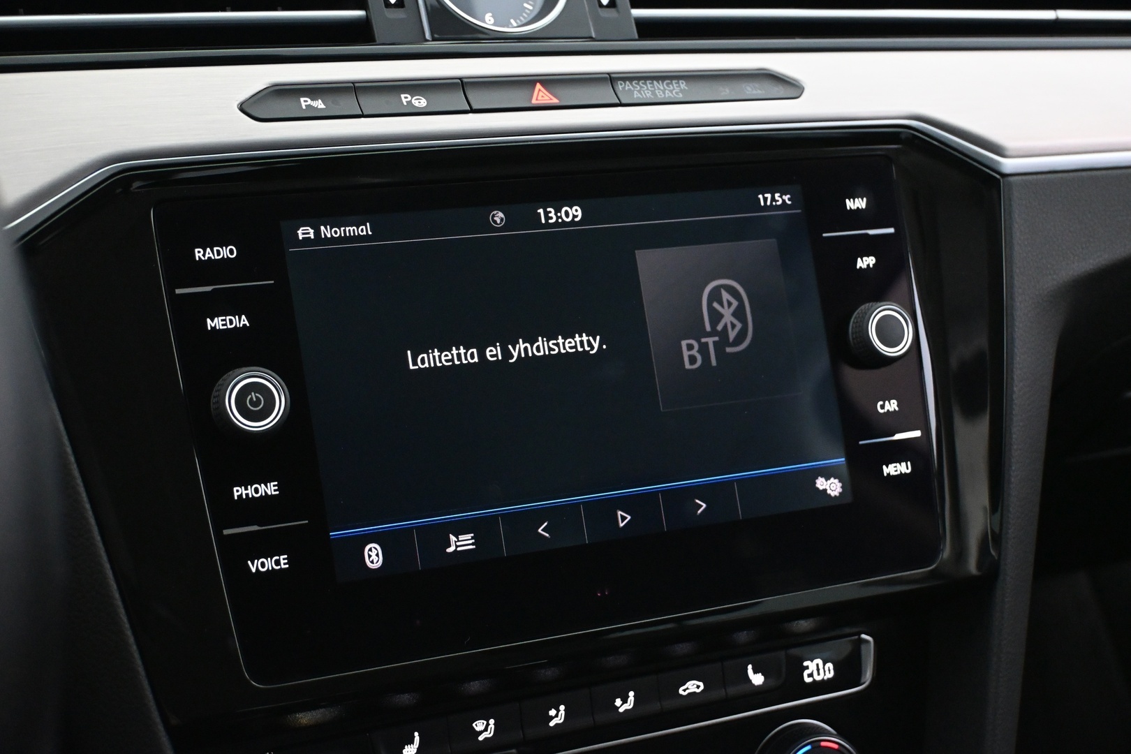 VOLKSWAGEN Passat 2018