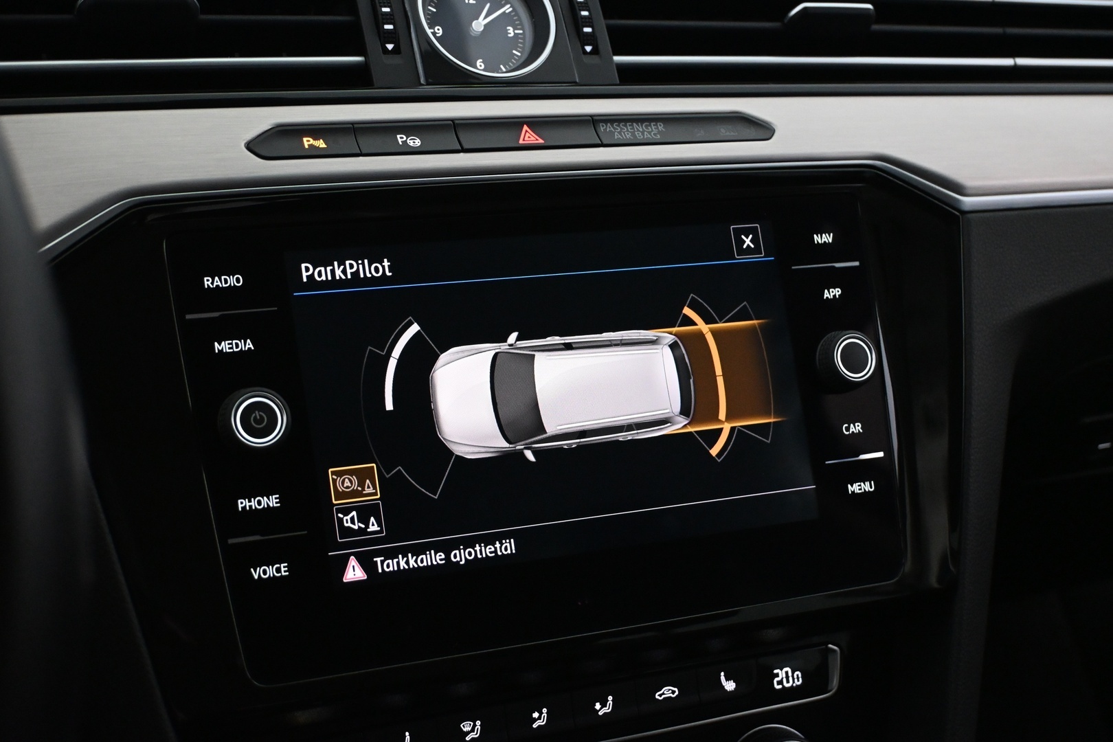 VOLKSWAGEN Passat 2018
