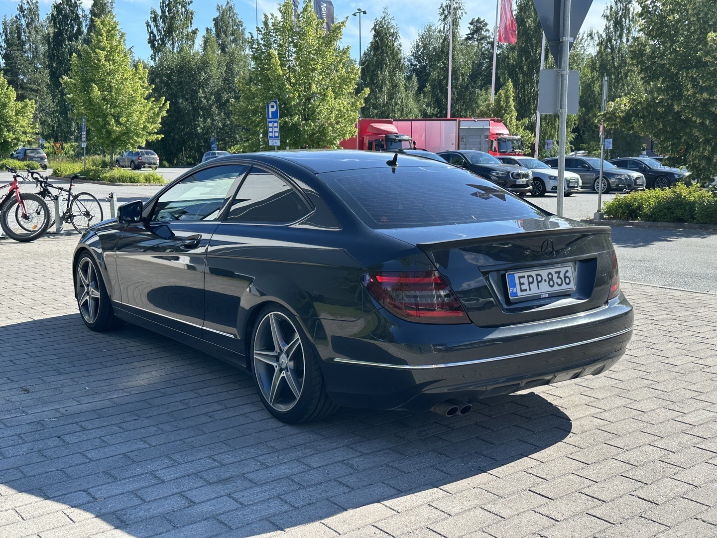 MERCEDES-BENZ C 2012
