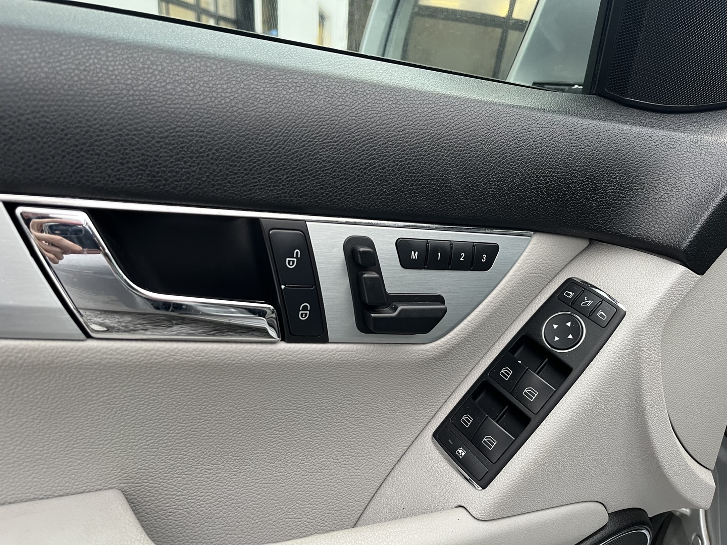 MERCEDES-BENZ C 2009