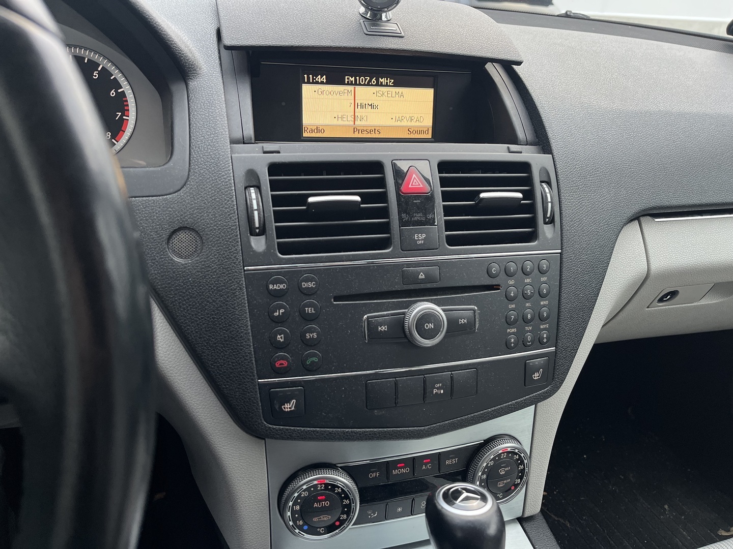 MERCEDES-BENZ C 2009